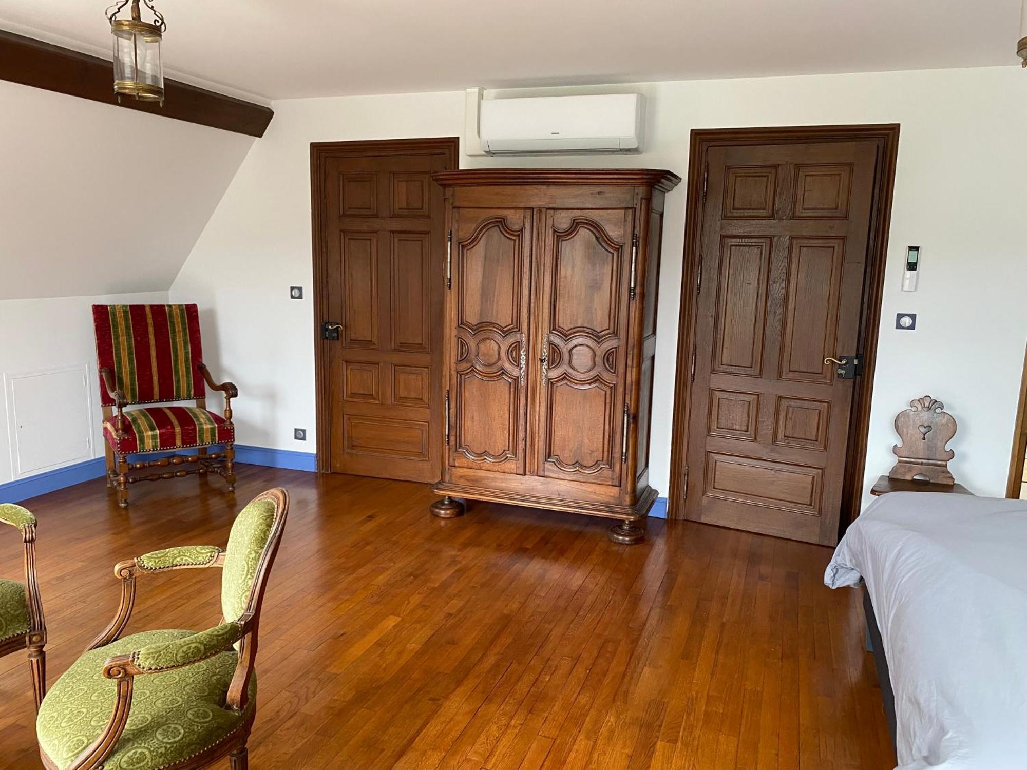 Bed and Breakfast Longue Vue En Arbois Exterior foto